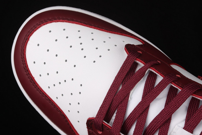 nike dunk low bordeaux dd1503-108