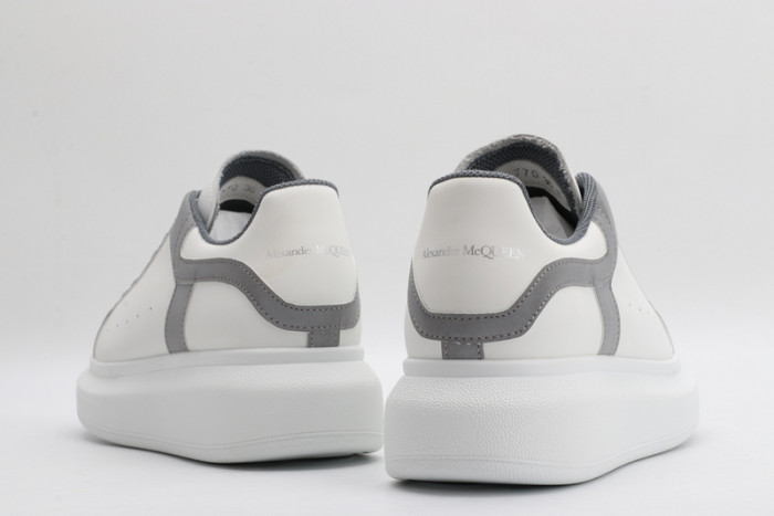 alex mcqu sneakers