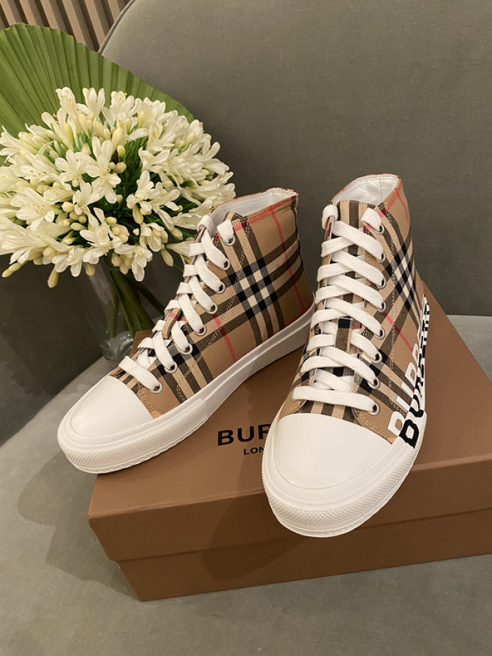 BUBERY SNEAKER