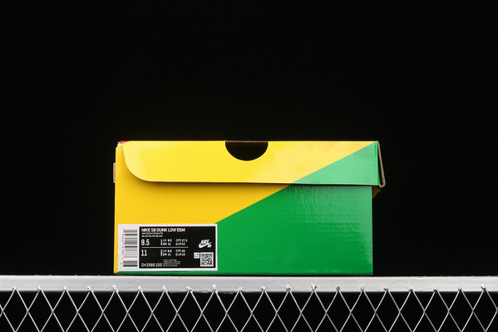 dover street market x nike dunk low “triple white” dh2686-100