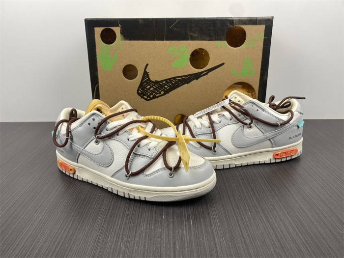 nike dunk low off-white lot 46 dm1602-102