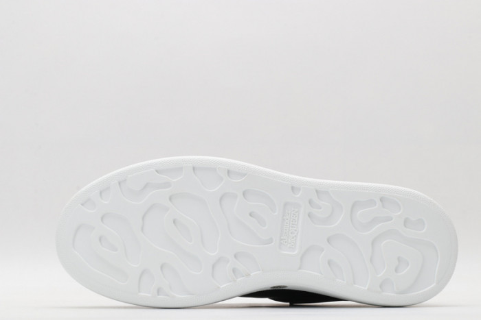alex mcqu black white sole sneakers