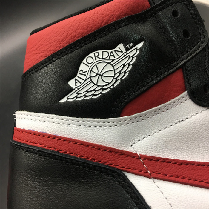 air jordan 1 black white gym red 555088-061