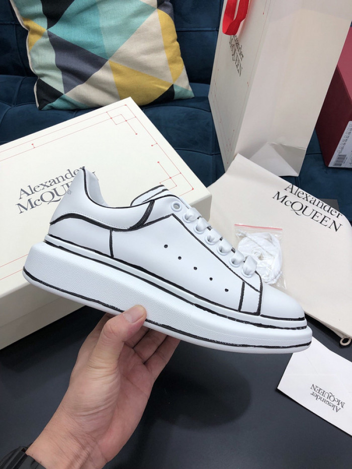 alex mcqu sneakers