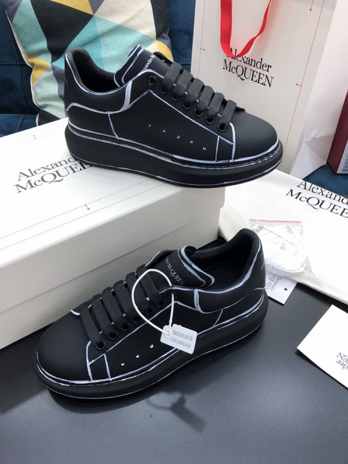 alex mcqu sneakers