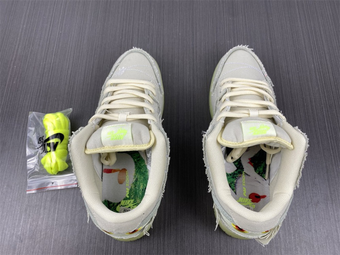 nike sb dunk low “mummy” dm0774-111