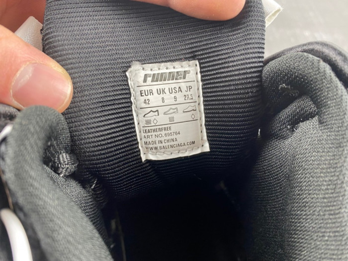 Ba*len*cia*ga runner high sneakers white black white 677403w3rb29010h