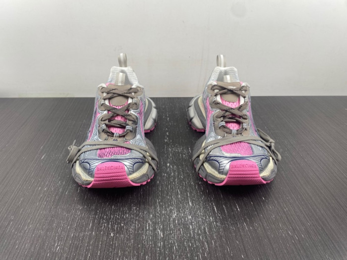 Ba*len*cia*ga -phantom sneaker 744734 w3xl5 9050