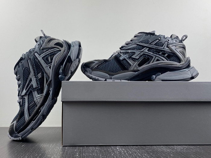 Ba*len*cia*ga runner 677403w3rbr1515