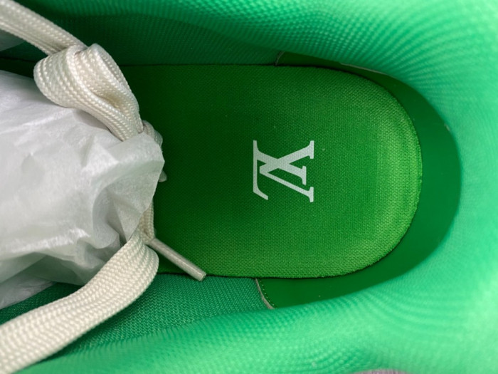 2023 l**is V*t*n lv trainer 25291