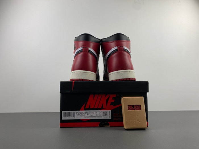 air jordan 1 high og “black toe reimagined” dz5485-106