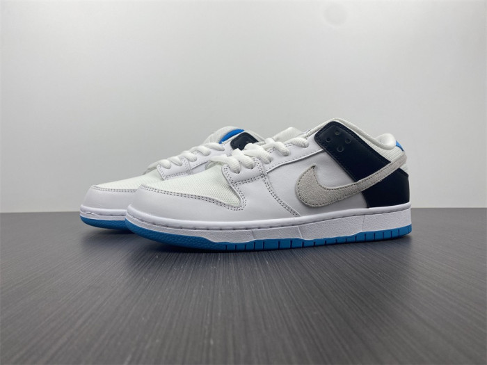 nike sb dunk low "laser blue" bq6817-101