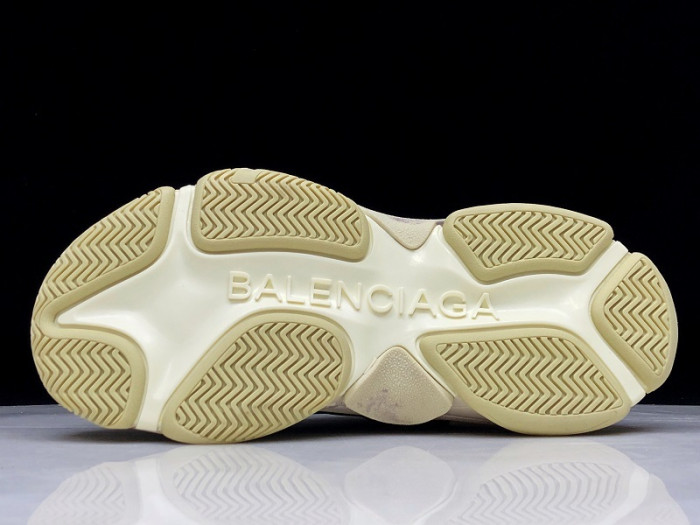 bl triple s trainers dad shoe h903p026