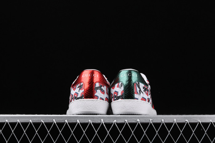 gi ace embroidered low-top sneaker h903p108