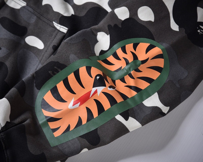 bp233 bape luminous camo hoodies 200