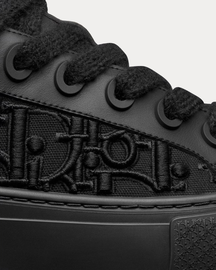 D*or b33 sneaker black smooth calfskin oblique raised embroidery