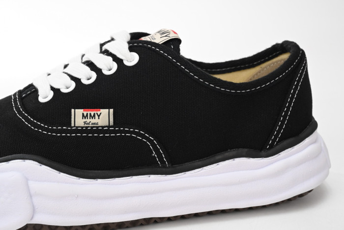 MIHARA YASUHIRO BLACK AND WHITE MY1