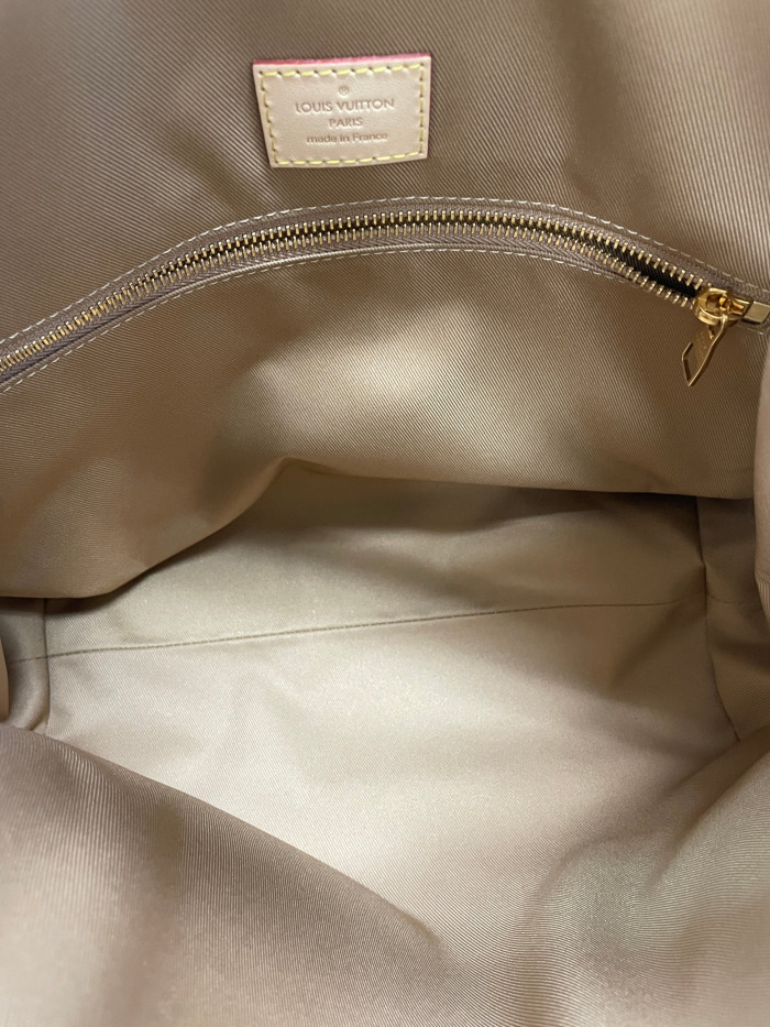 l**is V*t*n tote graceful pm m43701