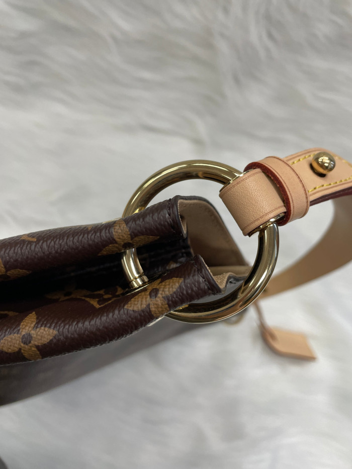 l**is V*t*n tote graceful pm m43701